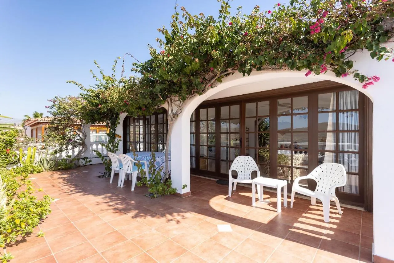 Villa Colina Golf Excellent Holiday Home With Heated Pool San Miguel de Abona